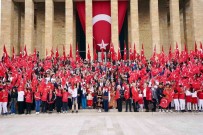 Milli Egitim Bakani Tekin, Çocuklarla Anitkabir'de