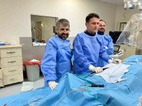 Mus Devlet Hastanesinde Bir Ilk Açiklamasi Üç Kablolu Pil Ile Sagligina Kavustu