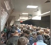 Üsküdar-Samandira Metro Hattinda 2 Yolcusuz Metro Çarpisti Haberi