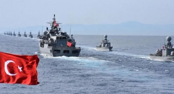 Deniz Kuvvetleri Komutanlığı'ndan 23 Nisan'a özel 23 gemi! Limanlar 'bayram' etti