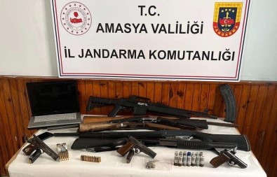Amasya'da Jandarmadan Ruhsatsiz Silah Operasyonu