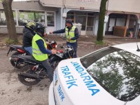 Babaeski'de Jandarma Ekiplerinden Motosiklet Denetimi Haberi