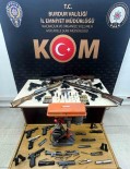 Burdur'da Kaçakçilik Operasyonunda Çok Sayida Silah Ele Geçirildi