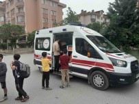 Konya'da Ortaokul Ögrencisi Basina Gelen Tasla Yaralandi