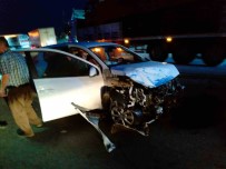 Konya'da Otomobil Ile Kamyon Çarpisti Açiklamasi 4 Yarali Haberi