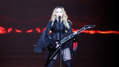 Madonna'ya dava şoku! Haberi