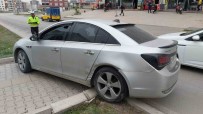 Samsun'da Iki Otomobil Çarpisti Açiklamasi 1 Yarali