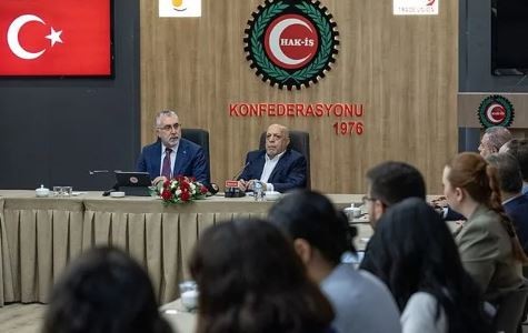 Bakan Işıkhan: Türkiye'nin büyümesi için harcanan emek ve alın terine minnettarız