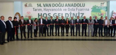 14. Van Dogu Anadolu Tarim Hayvancilik Ve Gida Fuari Kapilarini Açti