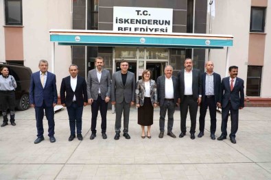 Gaziantep Büyüksehir Belediyesi, Iskenderun'da Sahaya Indi