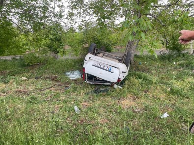 Isparta'da Otomobil Takla Atti Açiklamasi 1 Ölü, 4 Yarali