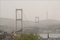Meteoroloji uyardı: İstanbul'da çöl tozu nedeniyle göz gözü görmüyor
