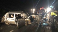 Çorlu'da Feci Kaza Açiklamasi Hurdaya Dönen Otomobilin Motoru Çikti