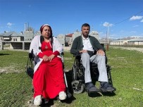 Engelli Çift, Insaatini Bitiremedikleri Evleri Için Destek Bekliyor