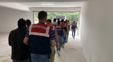 Izmir'de DEAS Operasyonu Açiklamasi 8 Tutuklama