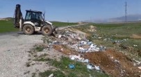Yüksekova Ilçe Özel Idaresi Köylerde Biriken Çöpler Için Seferber Oldu Haberi