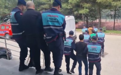 Gaziantep'te Uyusturucu Tacirlerine Safak Operasyonu Açiklamasi 5 Gözalti