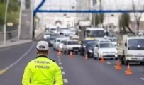 İstanbullular yarına dikkat: O yollar kapalı olacak