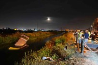 Otomobil Su Kanalina Uçtu Açiklamasi Öldügü Düsünülen Sürücünün Yüzerek Kaçtigi Ortaya Çikti Haberi