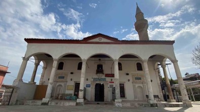 Bu Camide 433 Yildir Ezan Sesi Hiç Susmadi