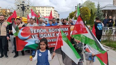 Erzurum'da Hekimler Ve Saglikçilar Filistin Için 'Sessiz Yürüyüs' Yapti
