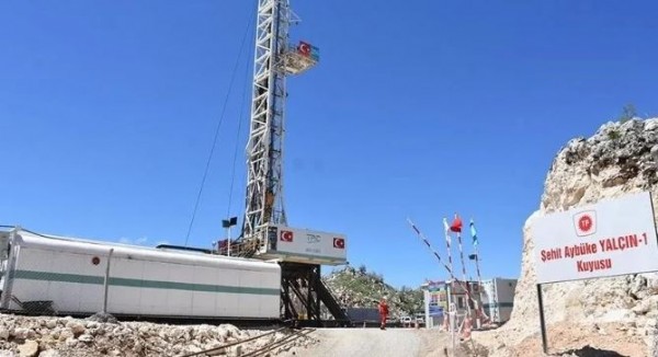 Bakan Bayraktar'dan yeni petrol açıklaması! 42. kuyuda çalışmalar başladı