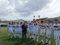 Bayburt Il Milli Egitim Müdürlügü Bünyesinde Kurulan U15 Takimi Sampiyon Oldu