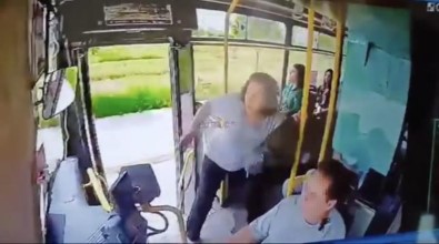 Otobüsün Açik Kapisindan Düsen Yasli Kadinin Ölümüne Neden Olan Soförün Ifadesi Sok Etti