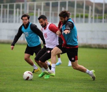 Sivasspor'da Galatasaray Maçi Hazirliklari Basladi