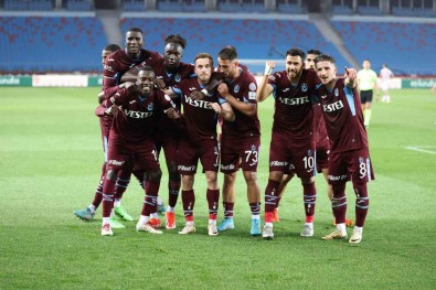 Trabzonspor, Geriye Düstügü Maçlarda 8 Puan Çikardi