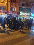 Ankara'da Motosiklet Yayaya Çarpti Açiklamasi 2 Yarali