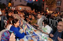 Baskan Gökhan Yüksel, Iftar Sofrasinda Vatandaslarla Bulustu