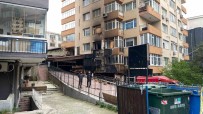 Besiktas'ta Yanan Gece Kulübü Günün Aydinlanmasiyla Görüntülendi