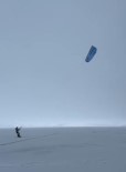 Buz Tutan Çildir Gölü'nde Sörf Heyecani Haberi