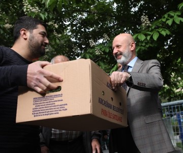 Baskan Çolakbayrakdar'dan Organik Domates Fidesi Dagitim Etkinligine Davet