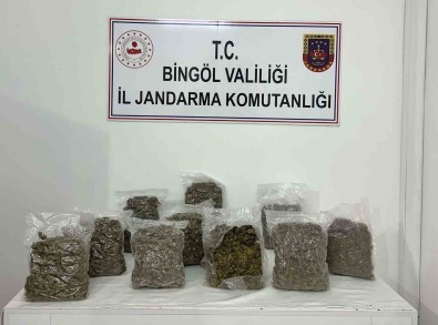 Bingöl'de 5 Kilogram Uyusturucu Madde Ele Geçirildi Açiklamasi 2 Gözalti