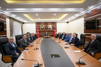 Vali Yavuz Açiklamasi '2020-2024 Yillari Arasinda 24 Okul, 418 Sinif, 2 Atölye, 10 Spor Salonu Bitirerek Hizmete Açtik'