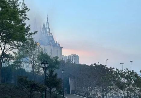 Rusya Harry Potter Kalesi'ni vurdu!