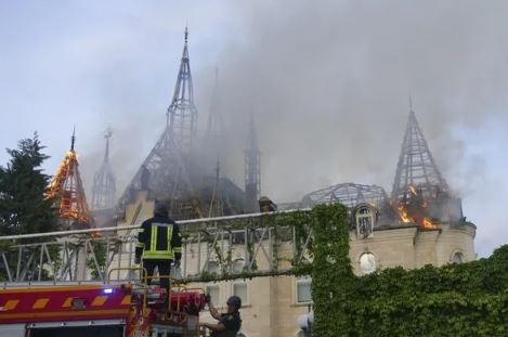 Rusya Harry Potter Kalesi'ni vurdu!