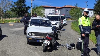 Kesan'da Otomobil Ile Motosiklet Çarpisti Açiklamasi 3 Yarali