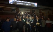 Trabzonspor Taraftarlari Trabzon'daki TFF Binasi Önünde Toplandi