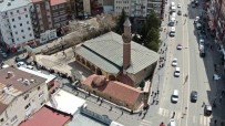 3 Islam Günesinden Biri Olan Sems-I Sivas'i Türbesi Ziyaretçilerini Agirliyor Haberi