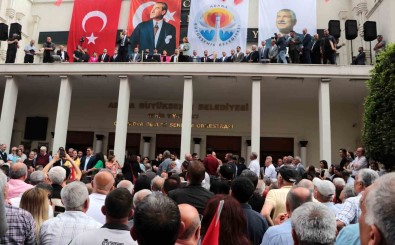 Adana'da Yeniden Seçilen Zeydan Karalar, Mazbatasini Aldi