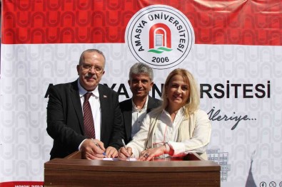 Amasya Üniversitesi'nden Kenevir Yetistiriciligine Destek