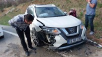 Samsun'da Iki Otomobil Çarpisti Açiklamasi 5 Yarali Haberi