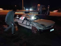 Ankara'da Yoldan Çikan Araç Takla Atti Açiklamasi 4 Yarali