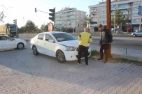 Konya'da Üç Araç Çarpisti Açiklamasi 3 Yarali Haberi