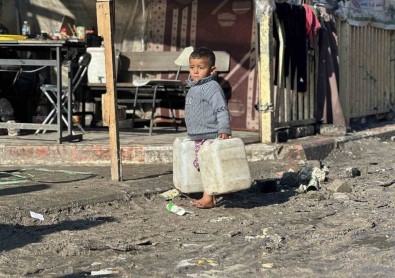 UNRWA Genel Komiseri Lazzarini Açiklamasi 'Gazze'deki Insanlarin Yasadigi Dehseti Hiçbir Kelime Anlatamaz'