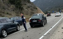 Konya'da Trafik Kazalarinda 8 Kisi Yaralandi