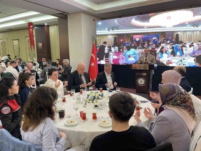 Türk Polis Teskilati'nin Kurulus Yil Dönümünde Iftar Programi Düzenlendi